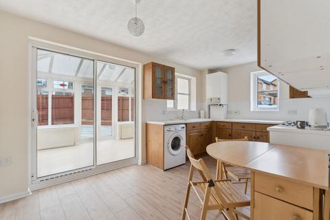 4 Graphic Close, Dunstable, LU6 3EL