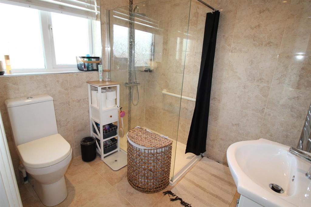 Shower room/w.c.