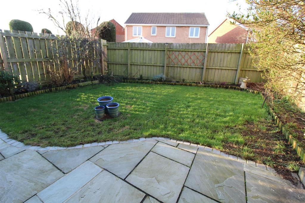 Fenced rear garden