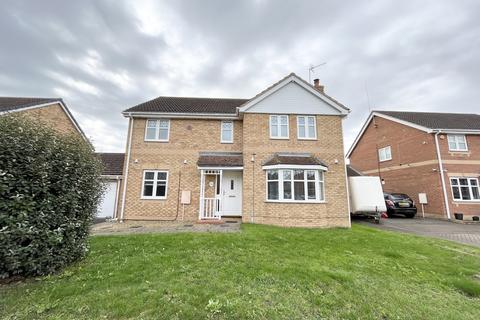 4 bedroom detached house to rent, Morgan Close, PETERBOROUGH PE7