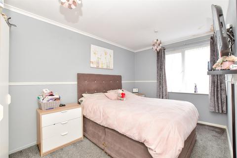 3 bedroom semi-detached house for sale, Boyle Crescent, Waterlooville, Hampshire