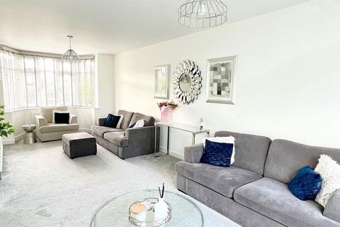 3 Jervis Crescent, Sutton Coldfield, B74 4PW