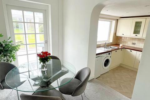 3 Jervis Crescent, Sutton Coldfield, B74 4PW