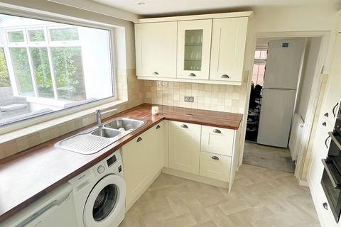 3 Jervis Crescent, Sutton Coldfield, B74 4PW