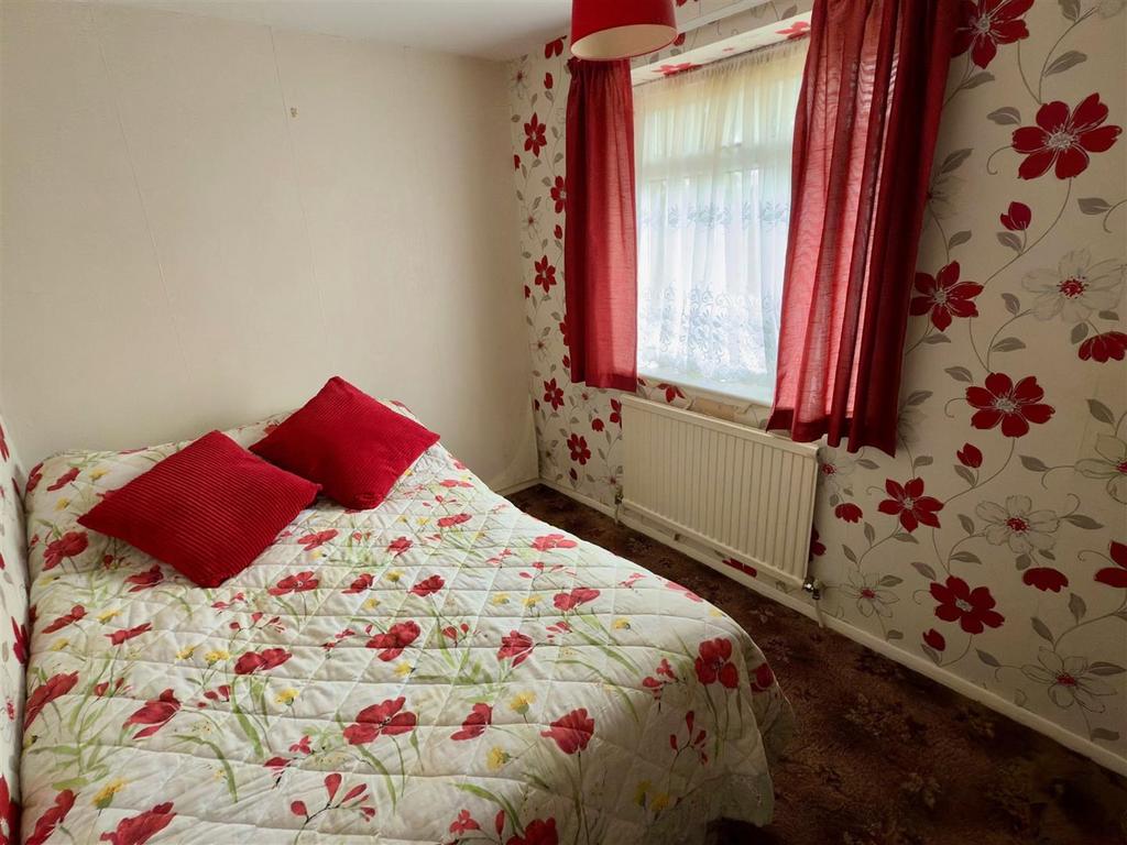 BED 3.jpg