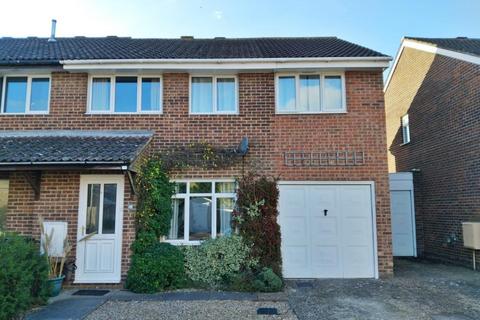 4 bedroom end of terrace house for sale, Arreton, Netley Abbey, SO31 5GY