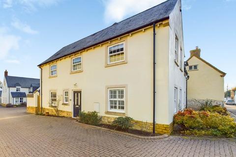 3 bedroom semi-detached house for sale, High Street, Haddenham