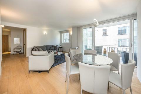 3 bedroom flat to rent, William Mews, London SW1X