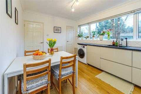 2 bedroom apartment for sale, Brook Court, Watling Street, Radlett, Hertfordshire, WD7