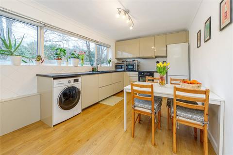 2 bedroom apartment for sale, Brook Court, Watling Street, Radlett, Hertfordshire, WD7