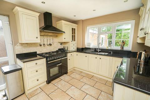 4 bedroom detached house for sale, Camberton Road, Leighton Buzzard