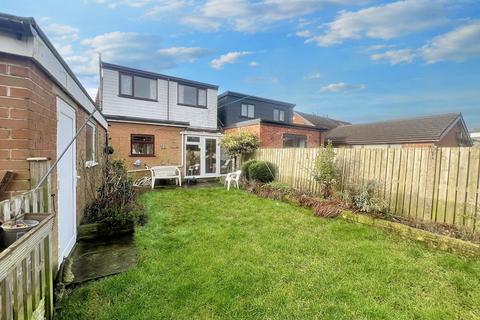 3 bedroom semi-detached bungalow for sale, Newhaven Drive, Preston