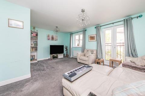 3 bedroom townhouse to rent, Fulham Way, Ipswich