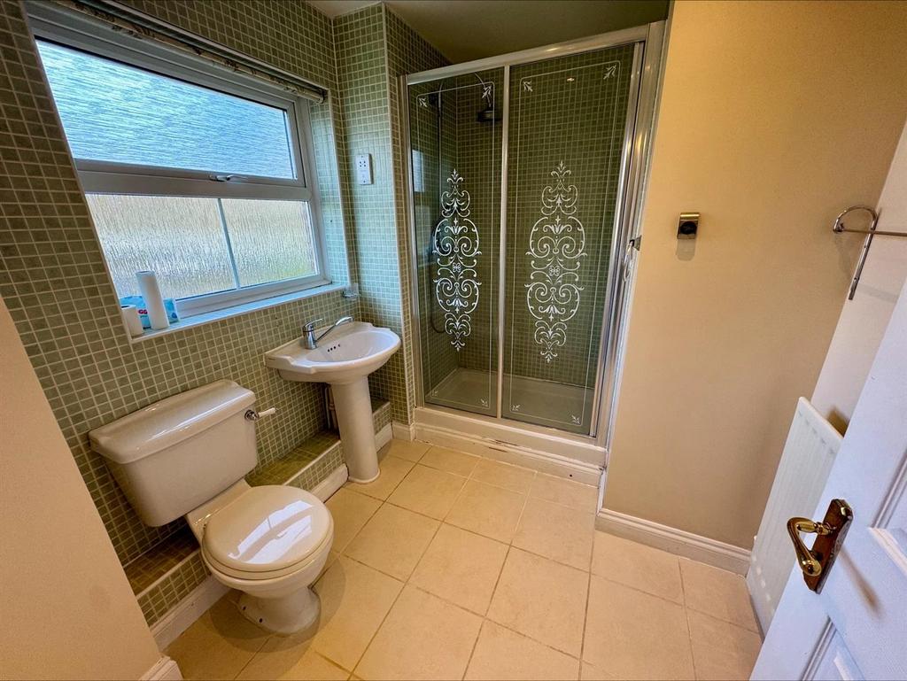 Bedroom Two Ensuite