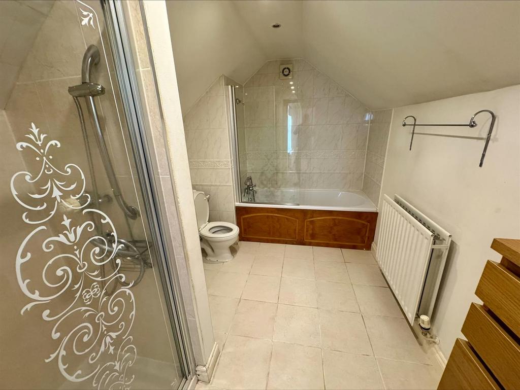Master Ensuite