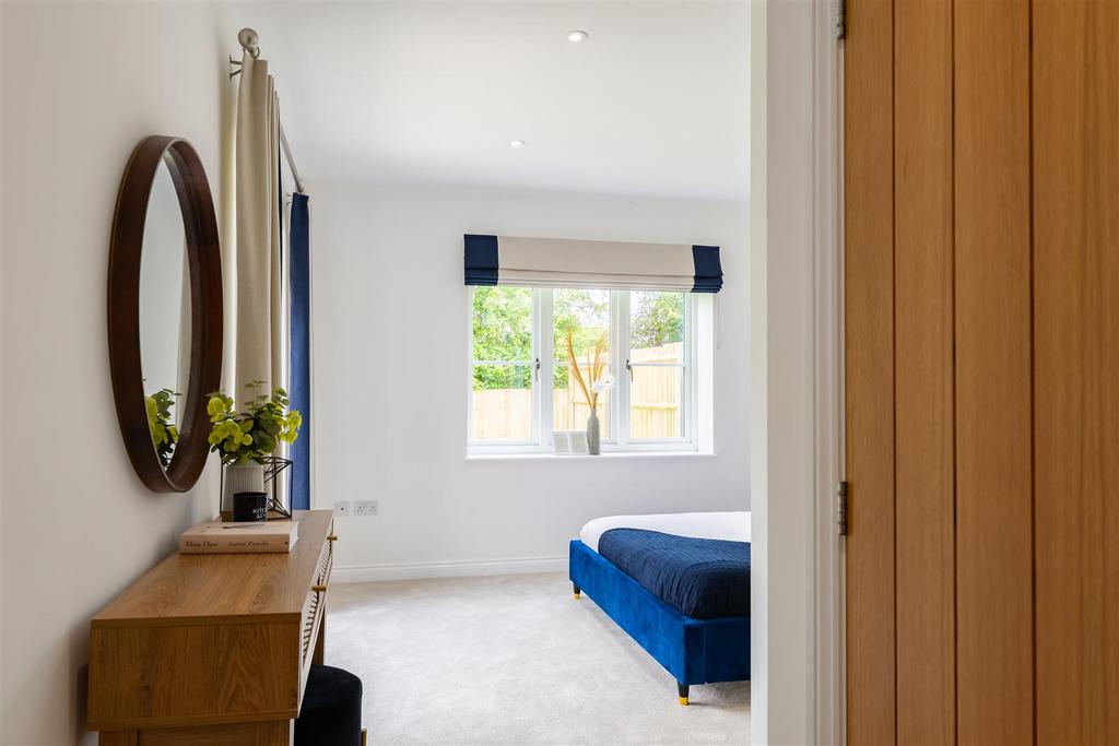 Bedroom one-1.jpg
