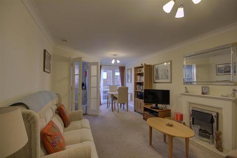 1 bedroom retirement property for sale, Medway Wharf Road, Tonbridge TN9