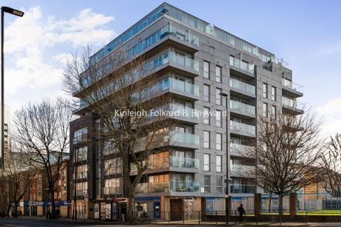 3 bedroom apartment to rent, Theatro Tower London SE8