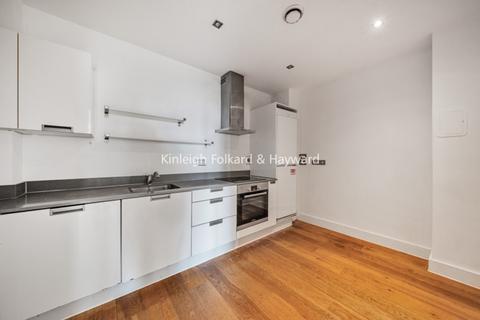 3 bedroom apartment to rent, Theatro Tower London SE8