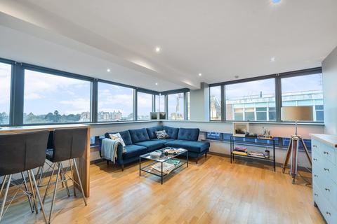 2 bedroom flat for sale, Parliament Street, Harrogate, North Yorkshire, UK, HG1