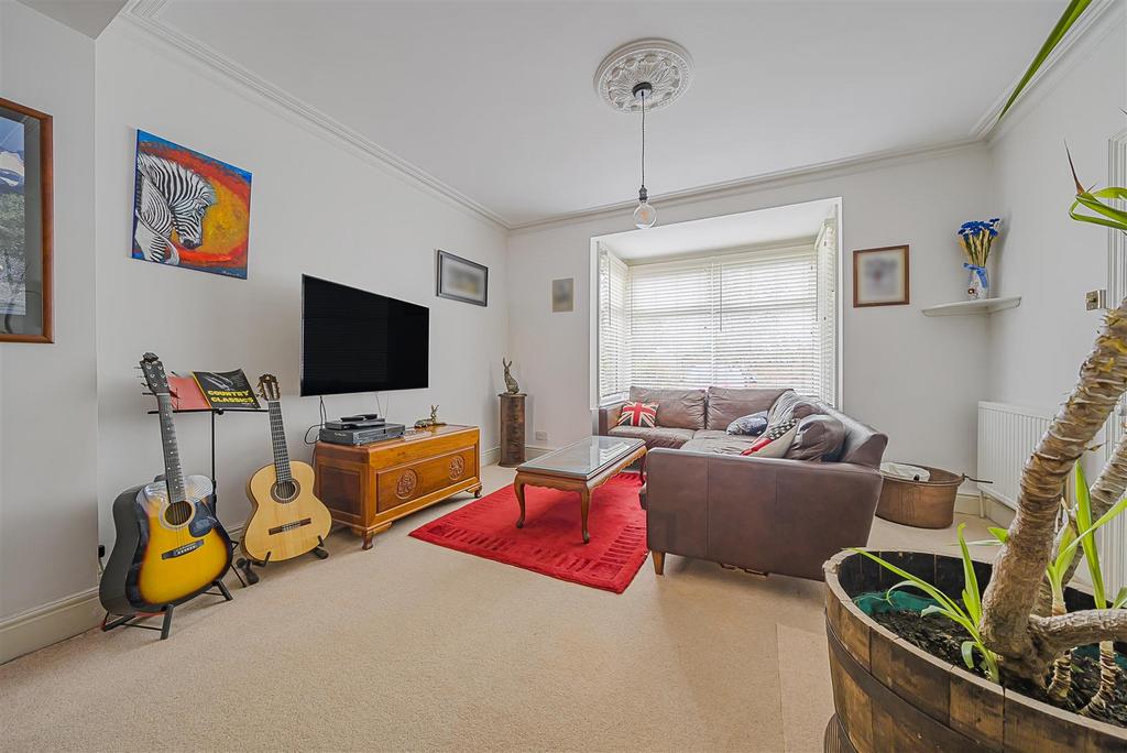 1235610 (2).jpg