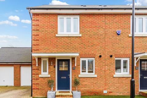 2 bedroom semi-detached house for sale, Dante Way, Epsom