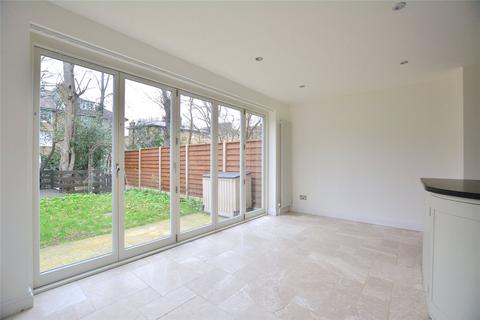 4 bedroom semi-detached house to rent, St Josephs Vale, London, SE3