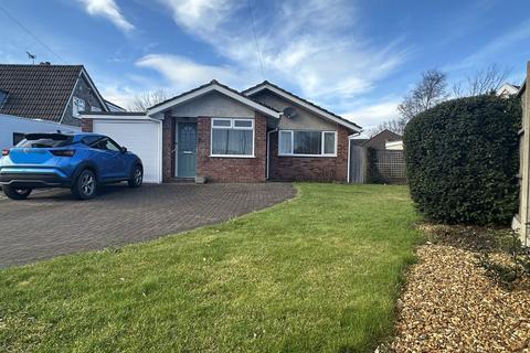 2 bedroom detached bungalow for sale, Elm Close, Yatton