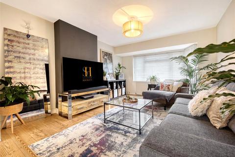 48 Hillside Road, Billericay, CM11 2BX