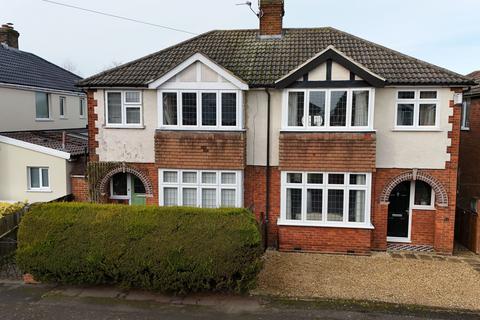 3 bedroom semi-detached house for sale, Walton Way, Aylesbury