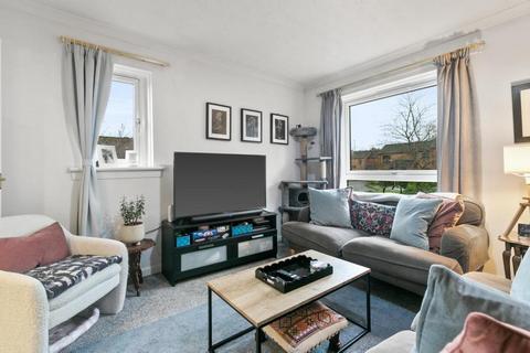 40 Carleton Gate, Giffnock, Glasgow, G46 6NU