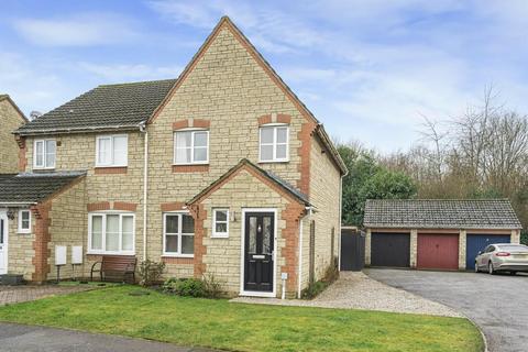 3 bedroom semi-detached house for sale, Robins Way, Bicester