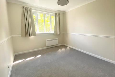 1 bedroom maisonette to rent, Bankside, Woking GU21