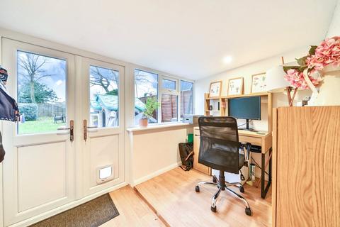 35 Binscombe Crescent, Godalming, GU7 3RA
