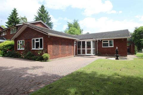 3 bedroom bungalow to rent, Westfield Road, Edgbaston, Birmingham, B15