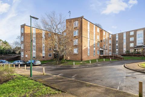 2 bedroom apartment for sale, Ambleside Gardens, Sutton