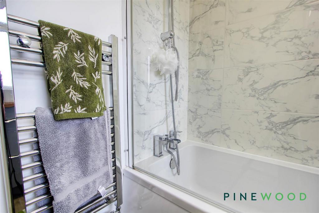 Ground floor bathroom