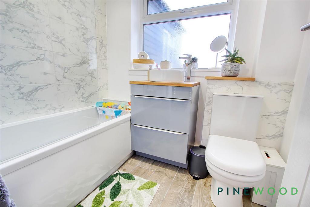 Ground floor bathroom