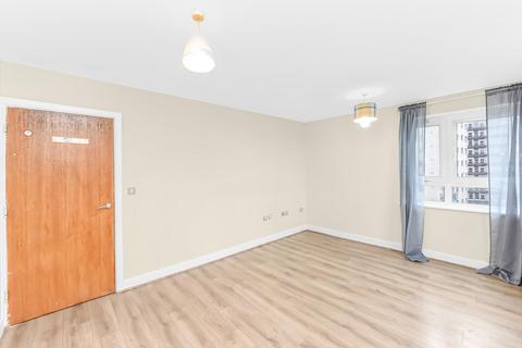 2 bedroom flat to rent, Spectrum Tower, Hainault Street, IG1