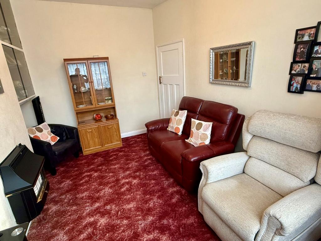 Media image 06
