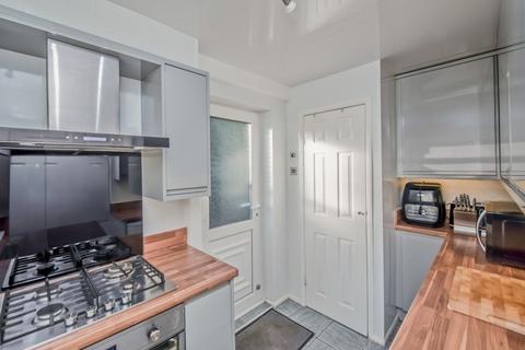 2 bedroom semi-detached house for sale, Butts Hill, Gomersal, Cleckheaton, BD19