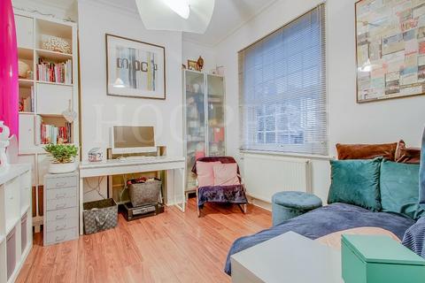 23 Verney Street, London, NW10 0AY