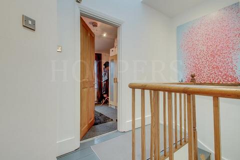 23 Verney Street, London, NW10 0AY
