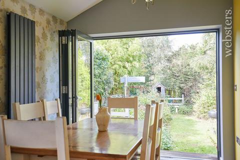 12 Lancaster Close, Old Catton, Norwich, NR6 7BD