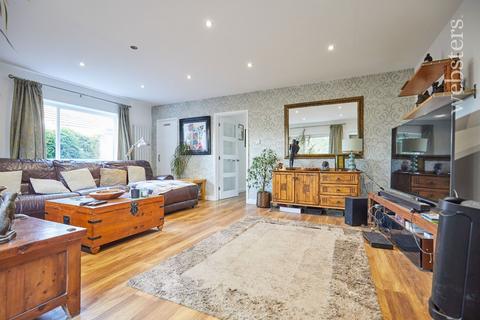 12 Lancaster Close, Old Catton, Norwich, NR6 7BD