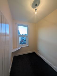 2 bedroom flat to rent, Burnville Road, Sunderland SR4