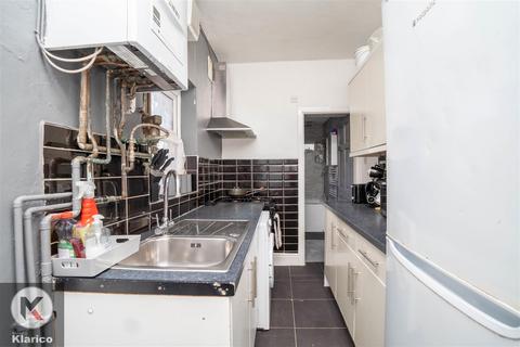 3 bedroom terraced house for sale, Avondale Road, Birmingham B11