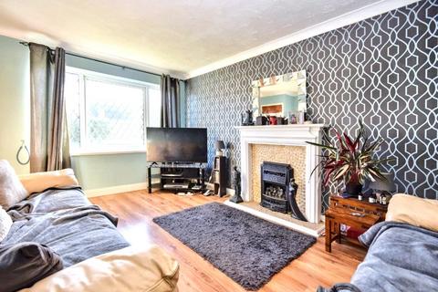 3 bedroom semi-detached house for sale, Hollingthorpe Grove, Hall Green, Wakefield, West Yorkshire