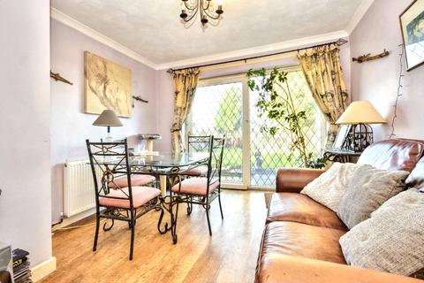 3 bedroom semi-detached house for sale, Hollingthorpe Grove, Hall Green, Wakefield, West Yorkshire