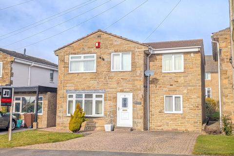 4 bedroom detached house for sale, Moor Croft, Eldwick,  Bingley